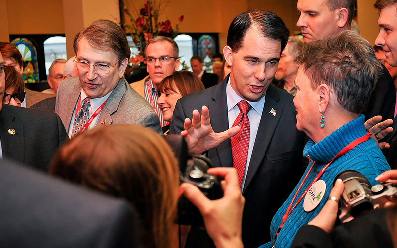 Gov. Scott Walker Meets with AEM Members at Milwaukee HQ -Featured Image